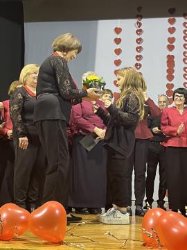 Nina Molina čestita mladi pianistki Tinkari